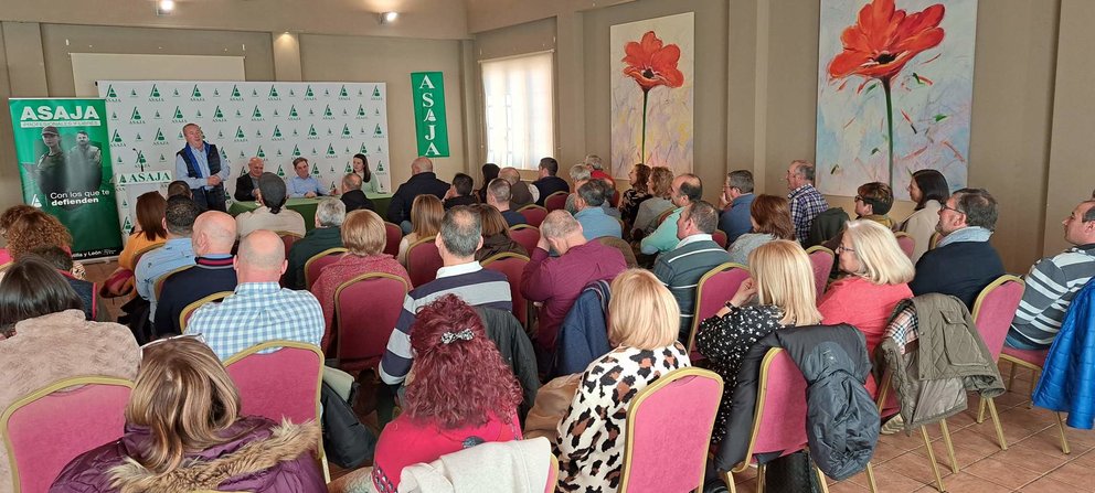 Reunión de ASAJA en La Bañeza