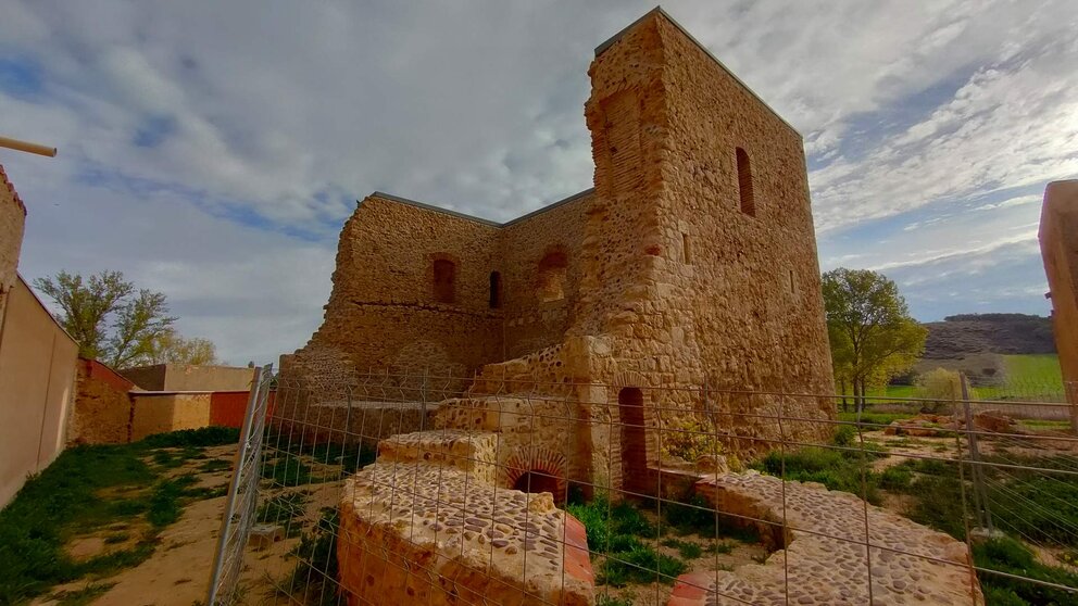 Castillo de Alcuetas (León)