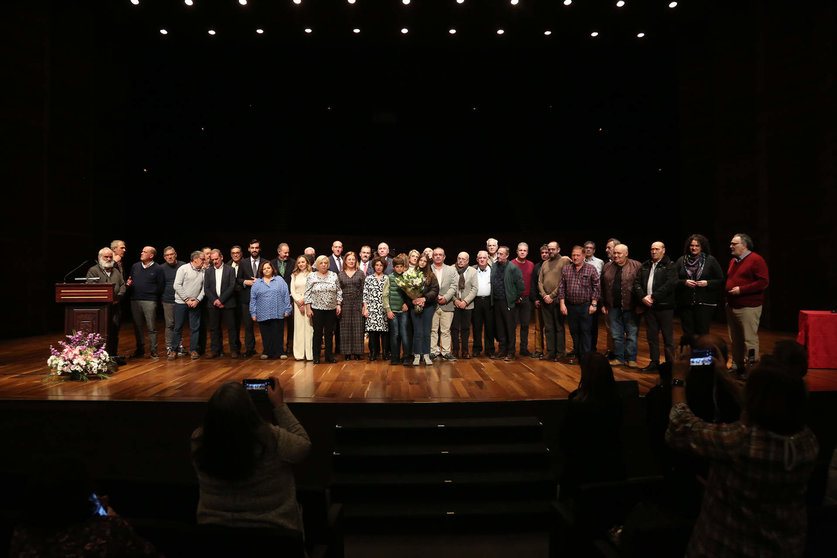 El Ayuntamiento de León homenajea a sus trabajadores jubilados