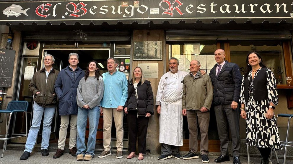 El Ayuntamiento de León celebra el centenario del restaurante El Besugo