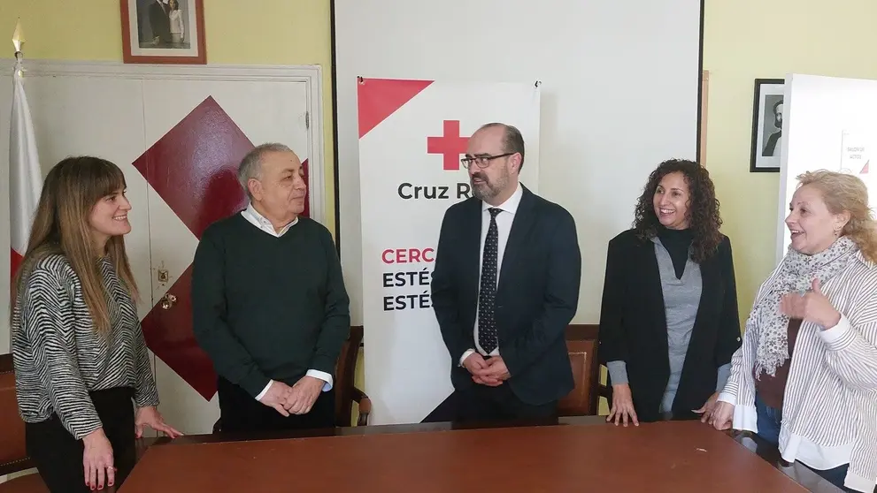 La Asamblea Comarcal de Cruz Roja en Ponferrada recibe a Marco Morala