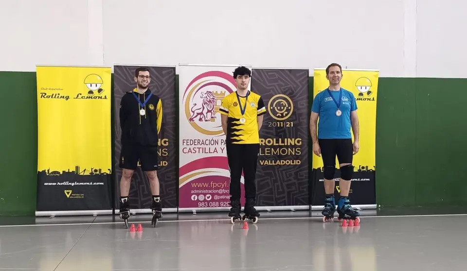 Dani García  del equipo leónés Villaquilambre (derecha), subcampeón de Castilla y León de Roller Cross